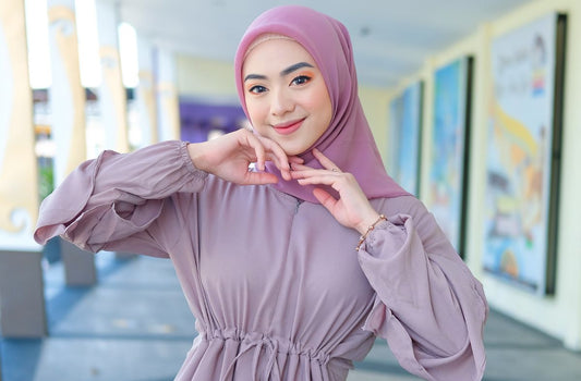 Tutorial Hijab Segi Empat: Cara Memakai Hijab Segi Empat dengan Mudah